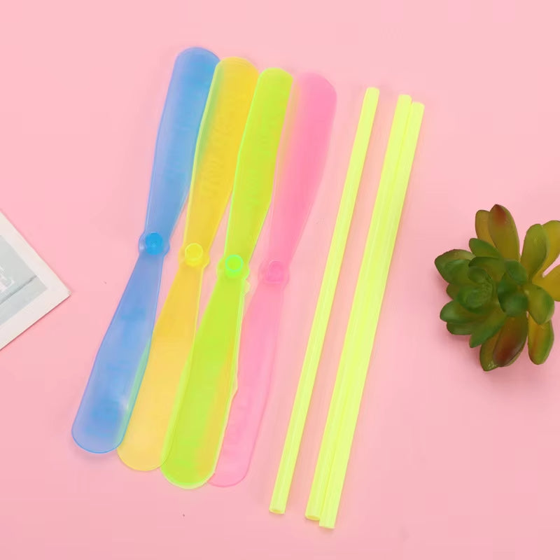 Plastic Bamboo Dragonfly Shape Hand Push Flying Propeller Outdoor Sports Game Kids Toy Gift Rotating Flying Arrow Outdoor Games